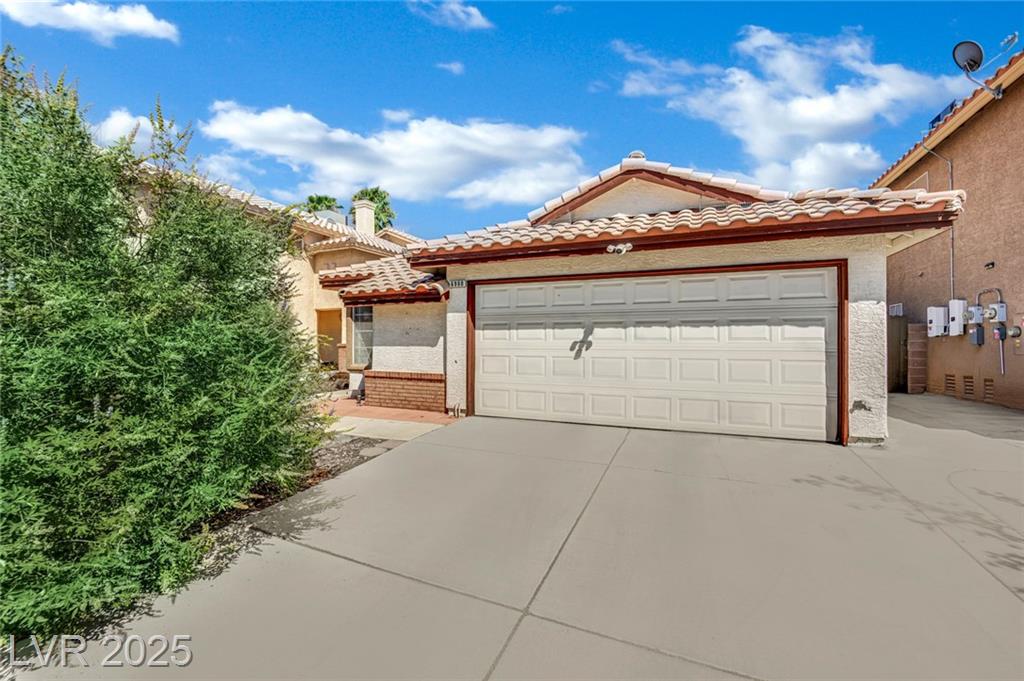 6960 Wine River DR