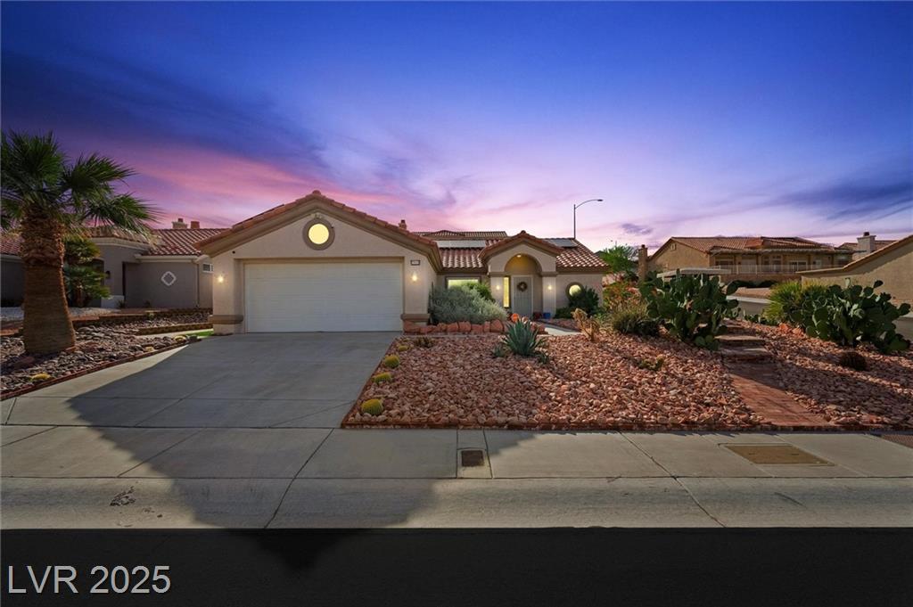 2725 Byron DR