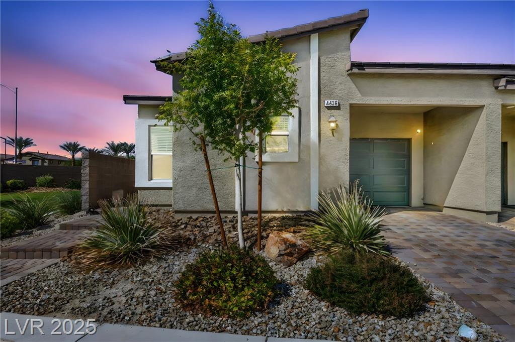 4426 Meadow Glade AVE