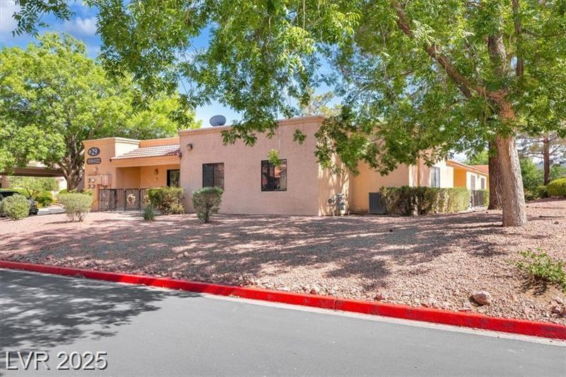 2851 Valley View BLVD