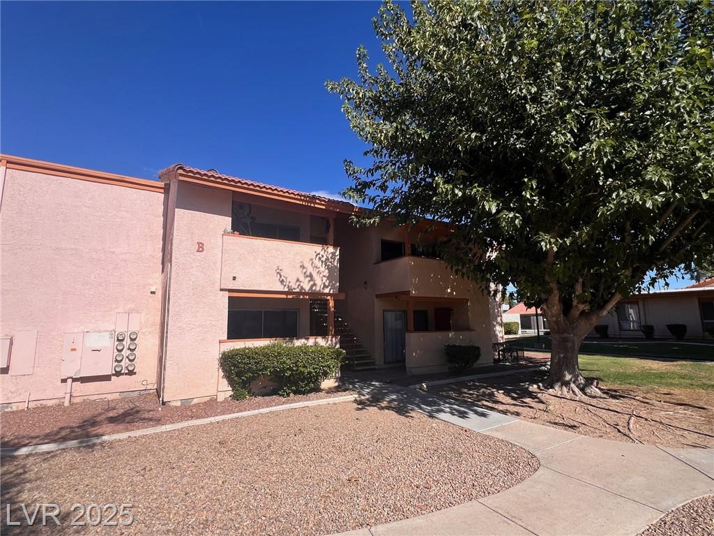1515 RENO AVE