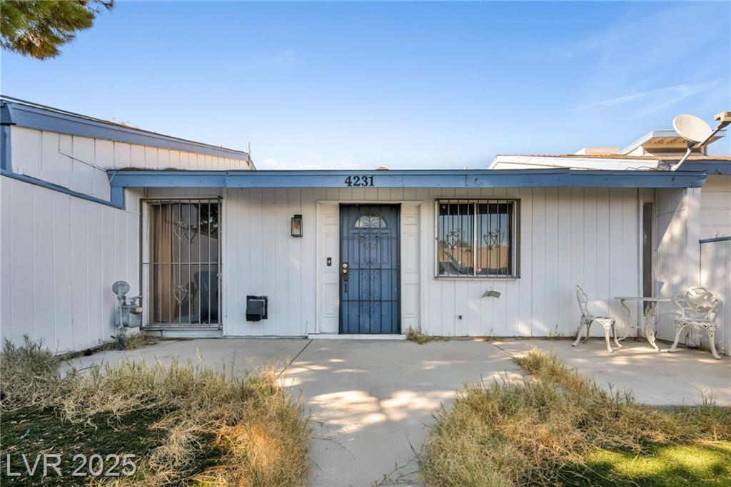 4231 Kona Coast WAY