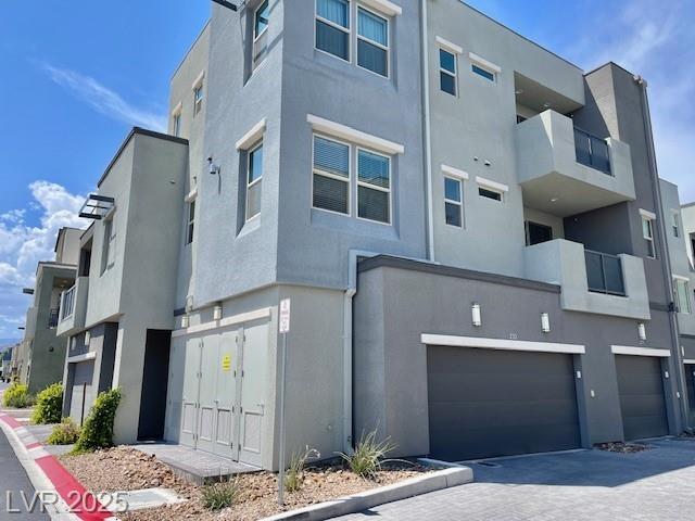11238 Essence Point AVE