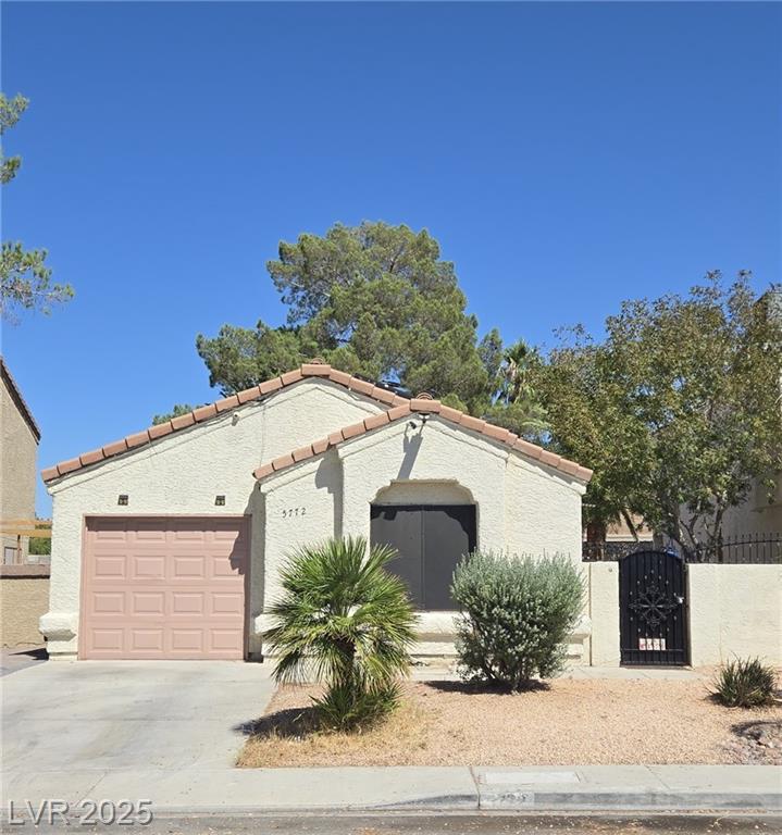 5772 Cinnabar AVE