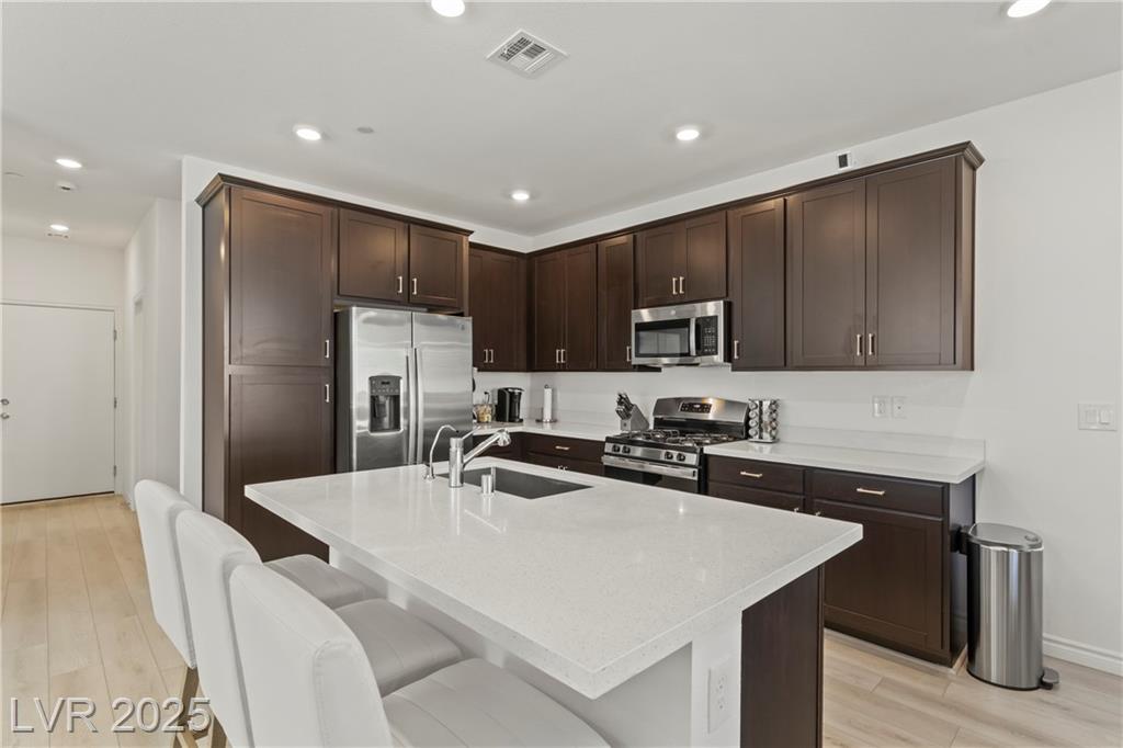 1532 Eva Crossing PL