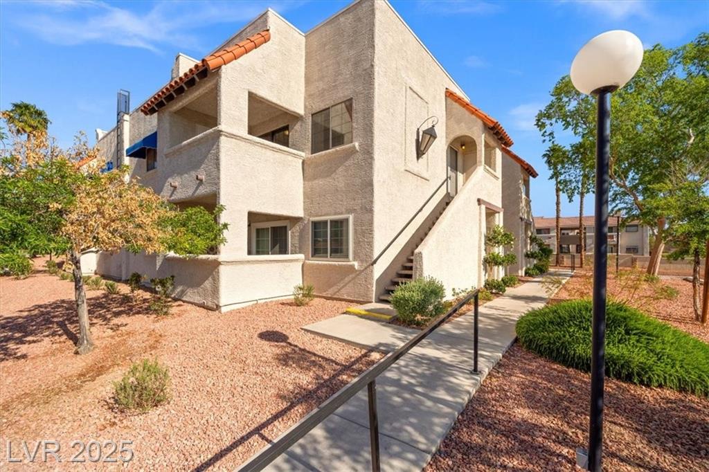 101 Luna WAY