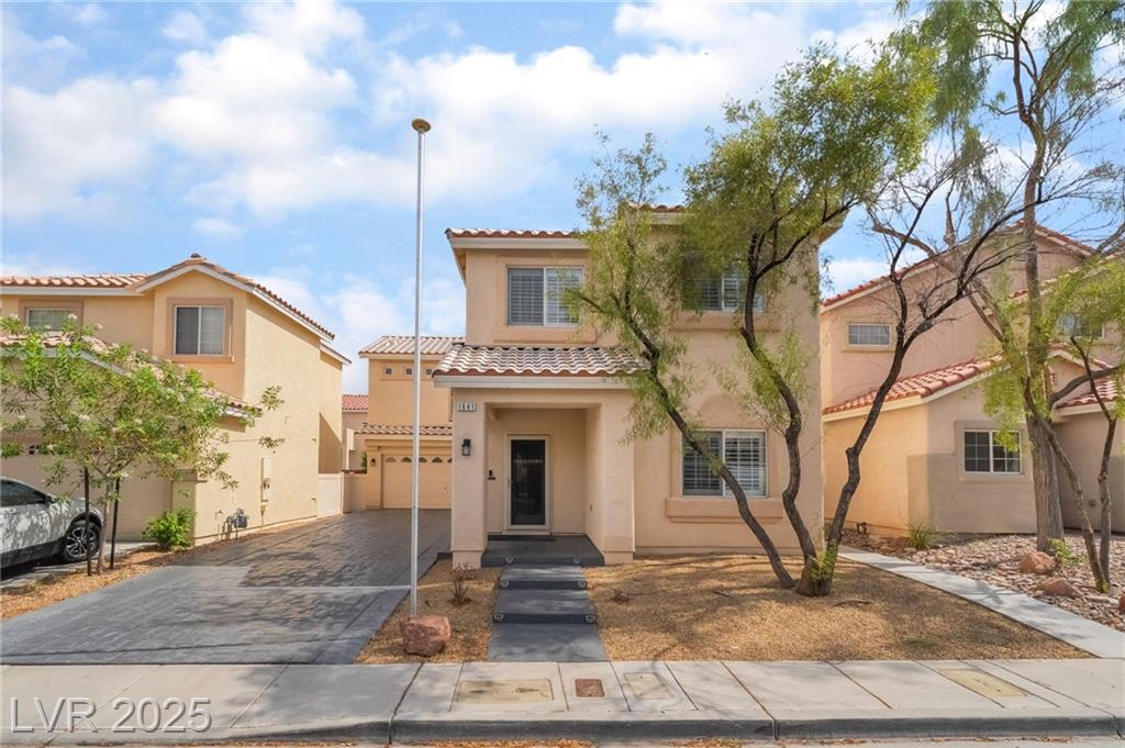 1641 Dark Wolf AVE