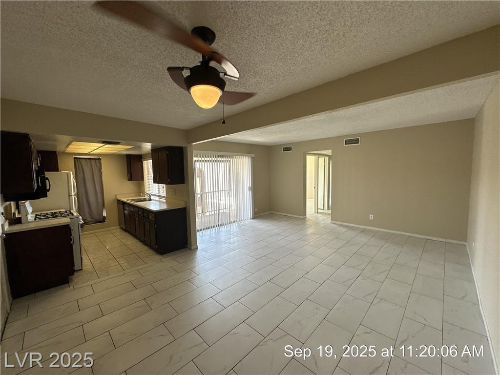 1405 Vegas Valley DR
