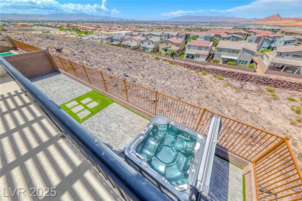 1038 Delbrook AVE