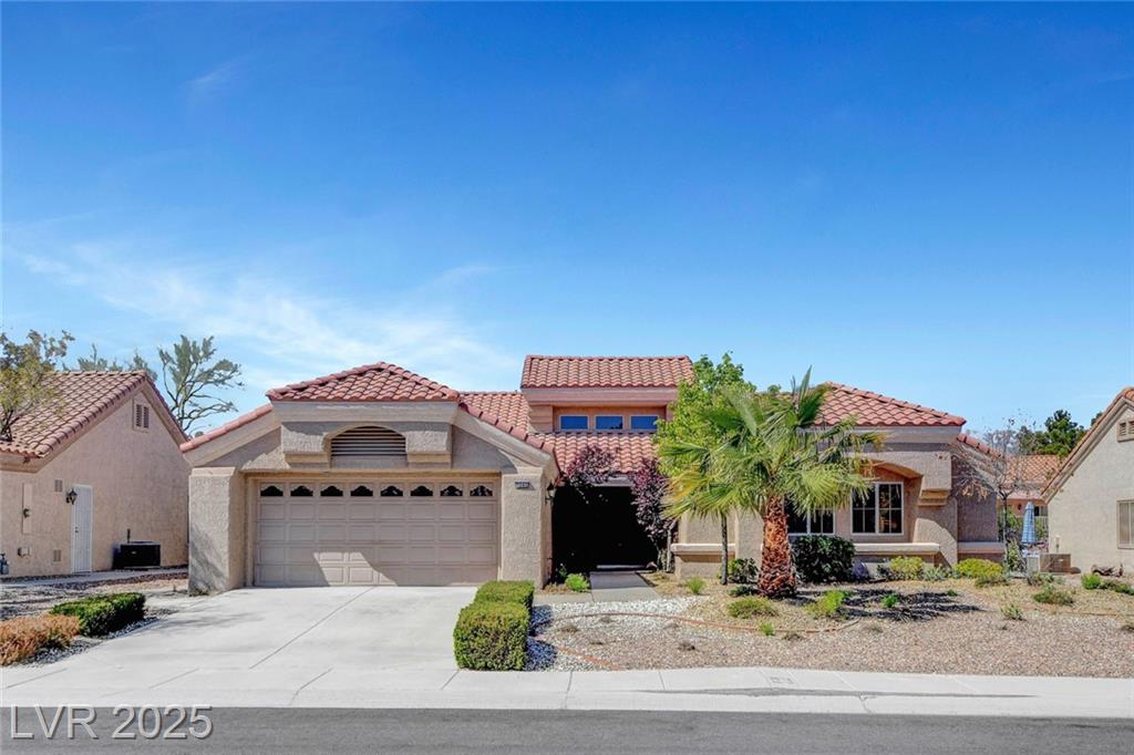 2505 Palmridge DR