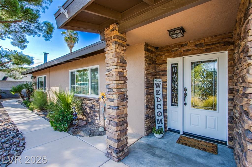 6636 Painted Desert DR