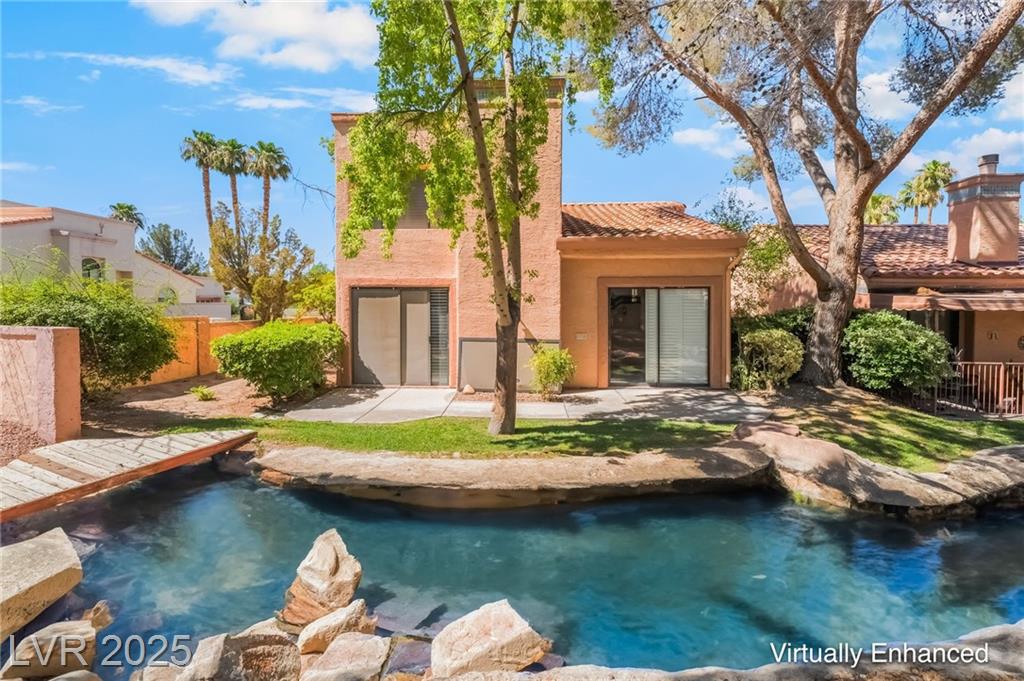 3246 Brookfield DR