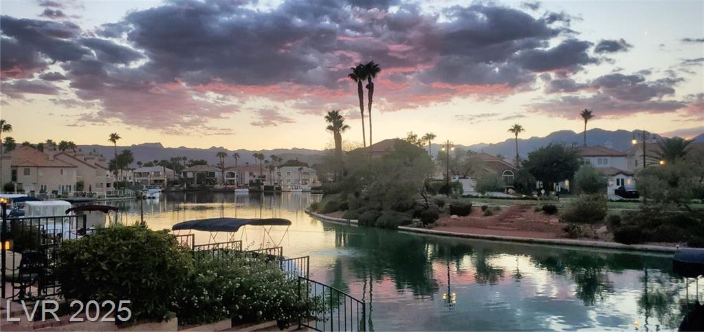 3141 Waterside CIR