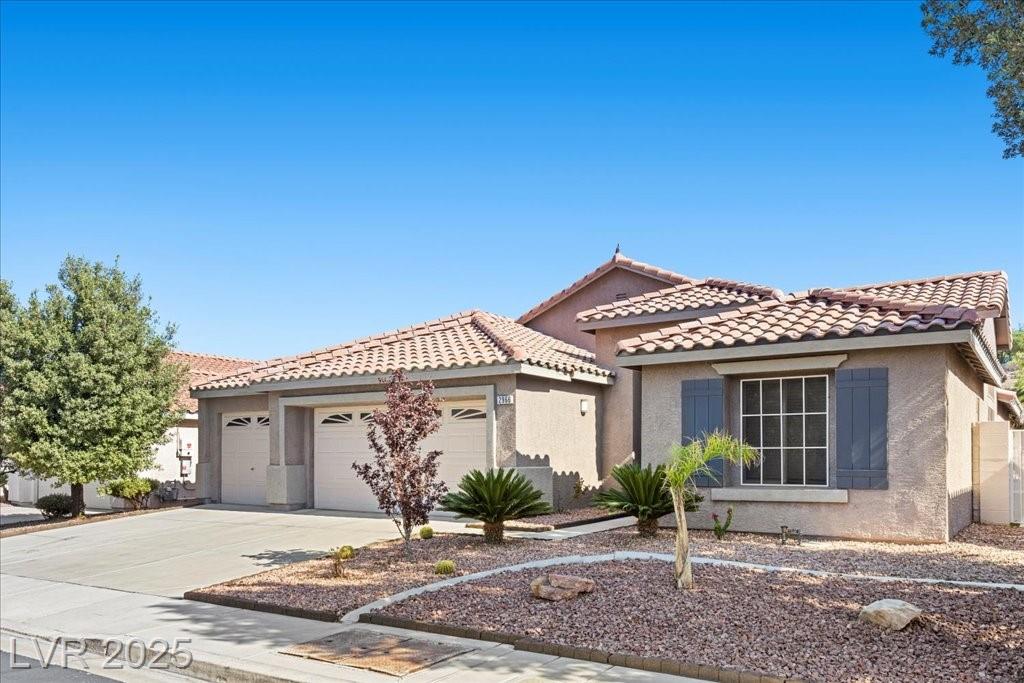 2966 Formia DR