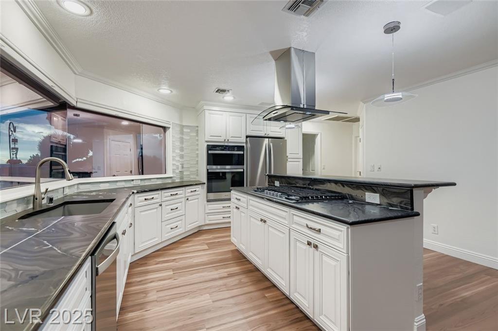 971 Marigold CT