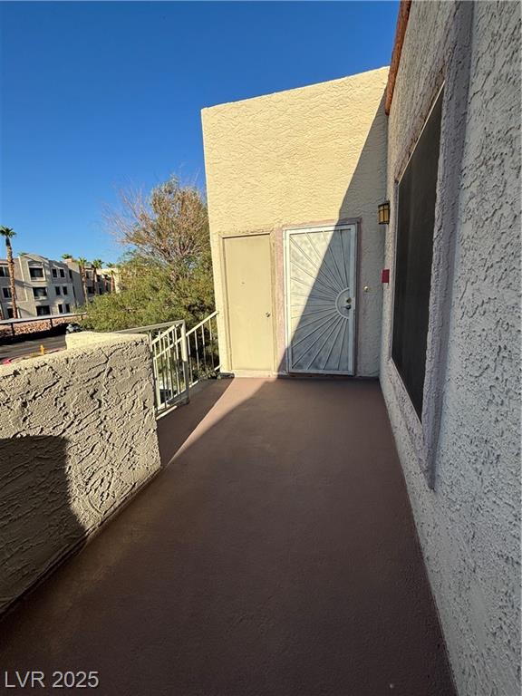 2068 Mesquite LN