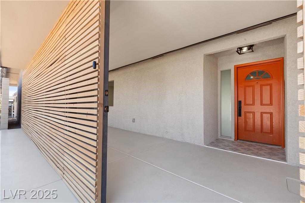 1389 Pawnee DR