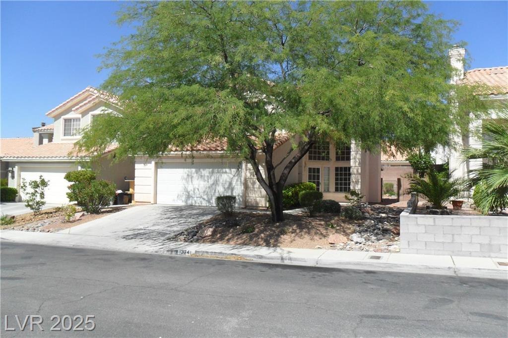 3741 GRAND VIEWPOINT CT
