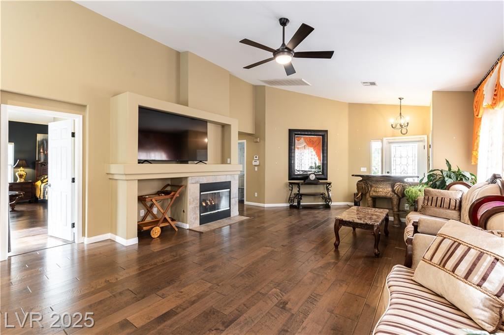 115 Cora Hills CT