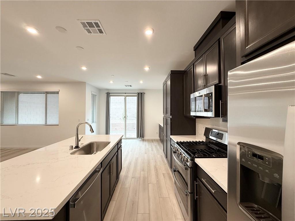 11904 Glide Reflection AVE