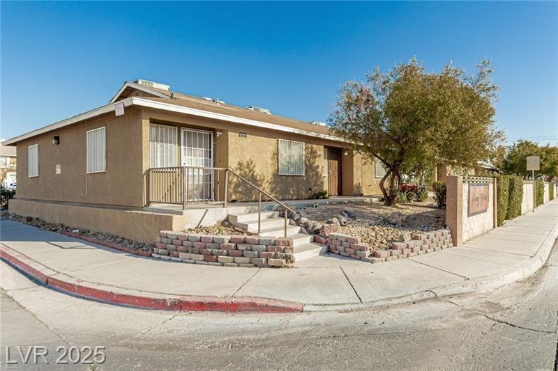 3873 Soda Springs DR
