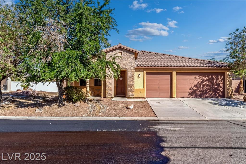 4279 Jacksboro DR