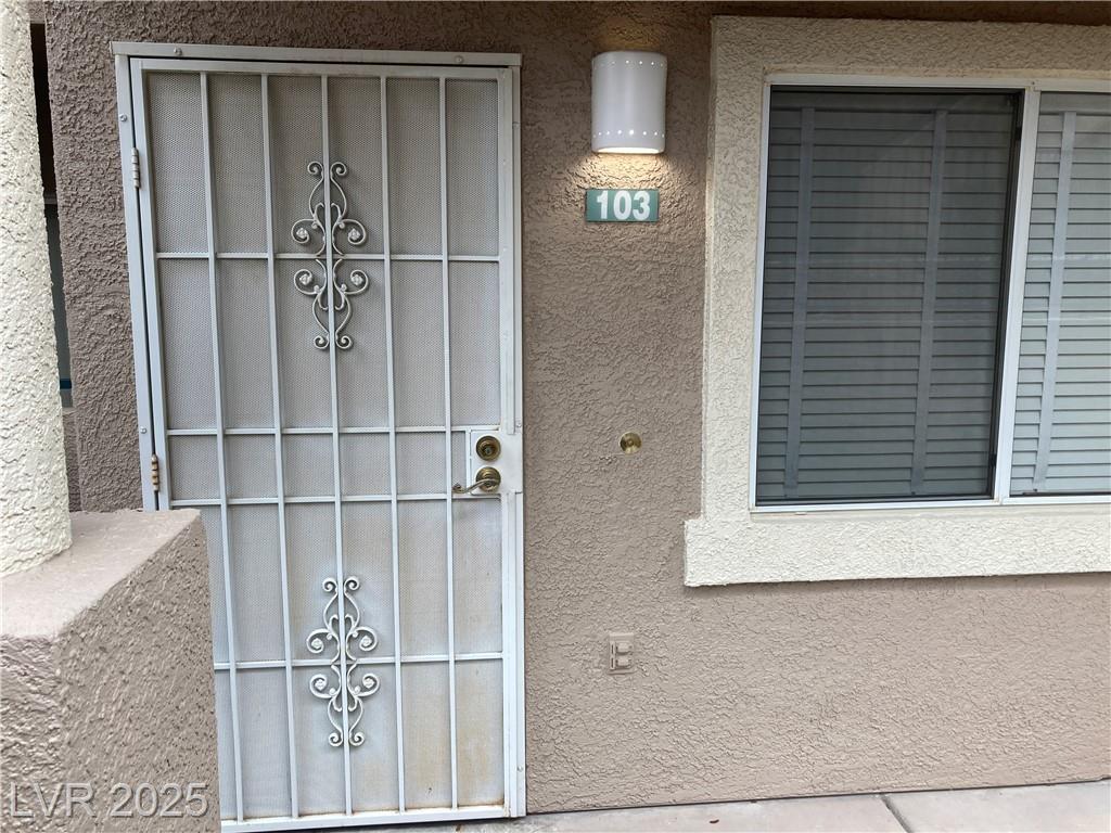2001 Quartz Cliff ST