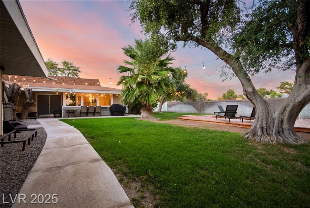 5710 Madre Mesa DR