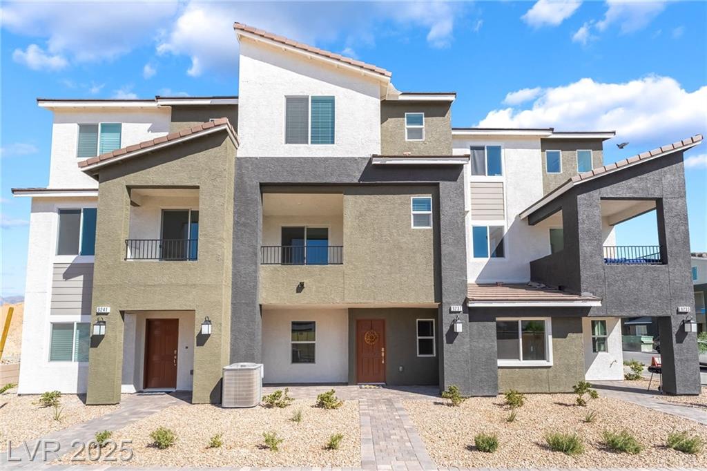 9237 Soho Sky CT