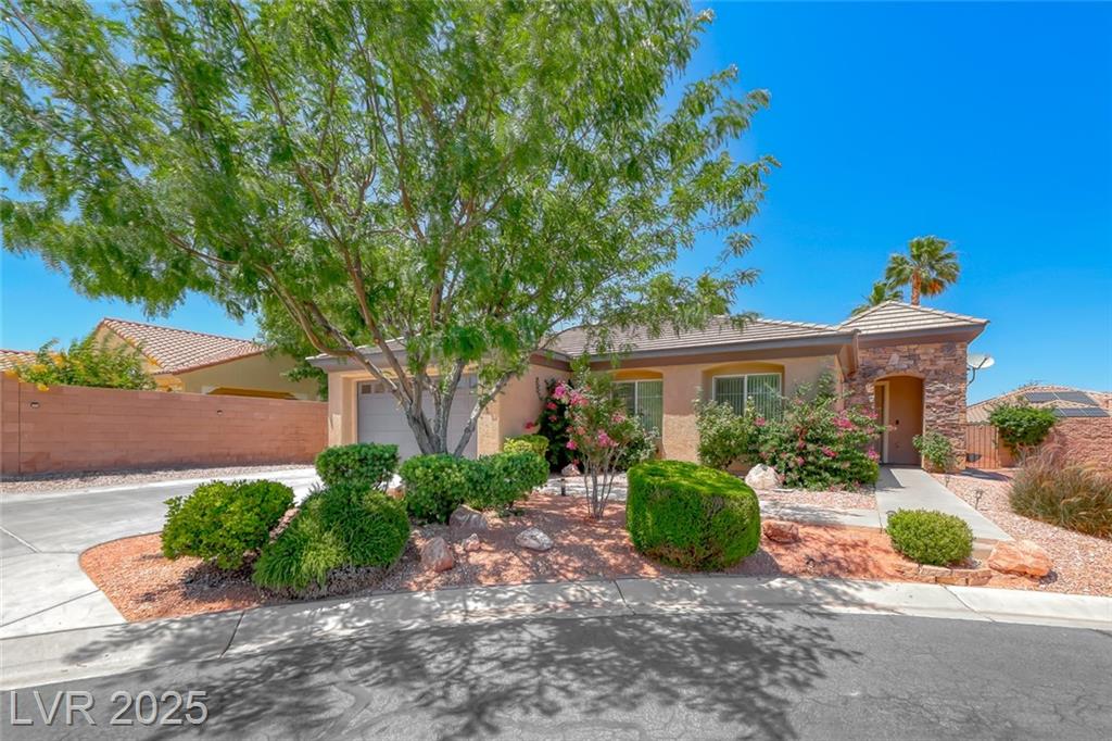 7606 Kenwood Hills CT