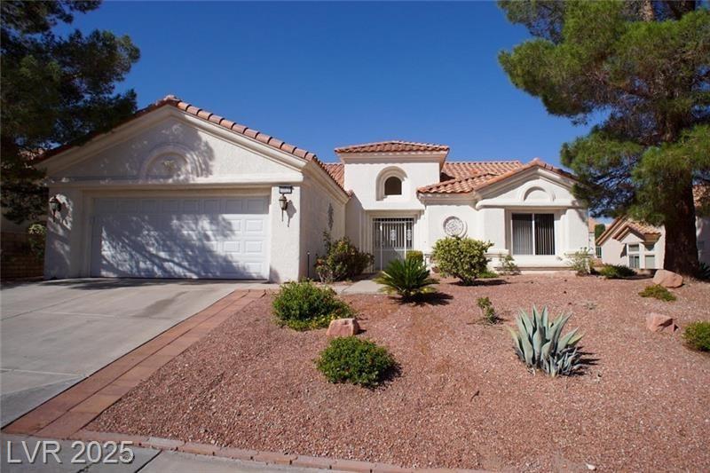 10520 Shoalhaven DR