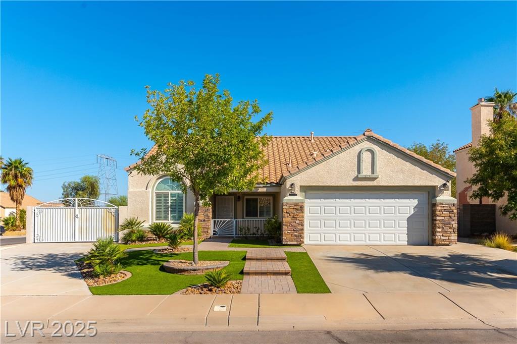 902 Blanco Caballo WAY