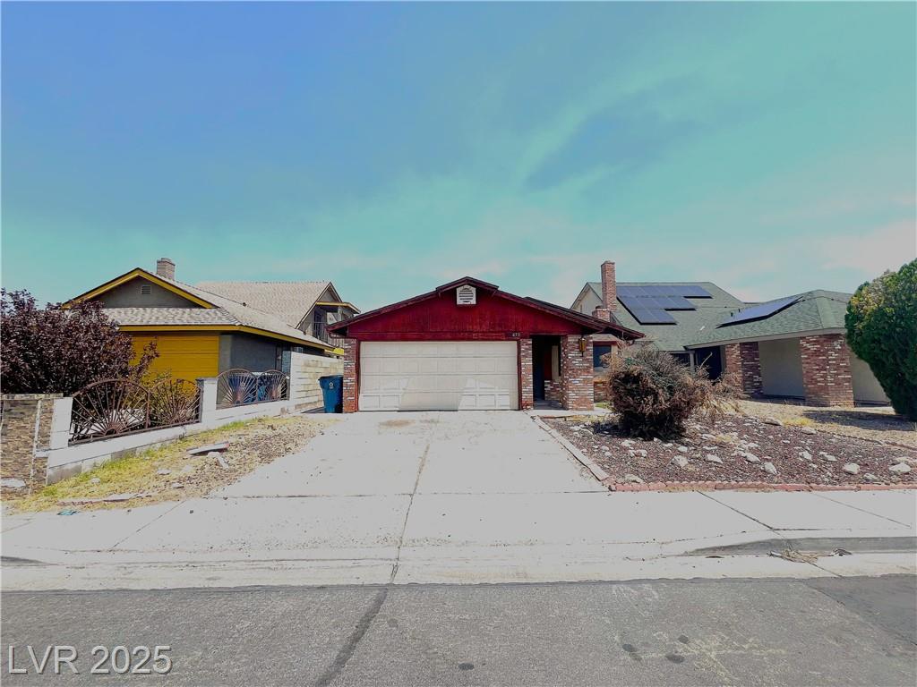 653 Lineshack LN