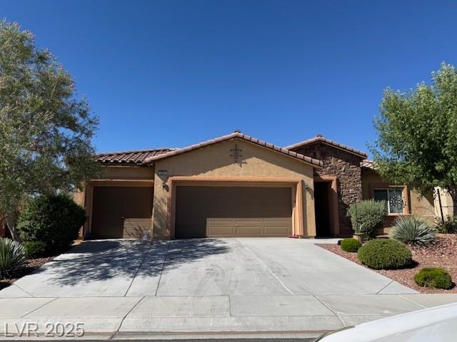5280 La Campana DR