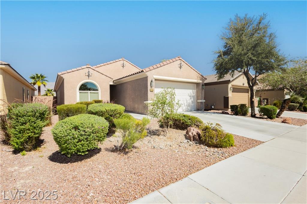 7220 Fairwind Acres PL