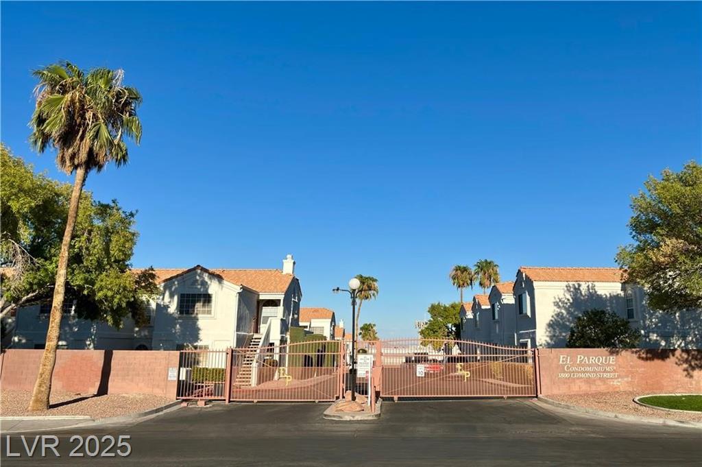 1800 Edmond ST