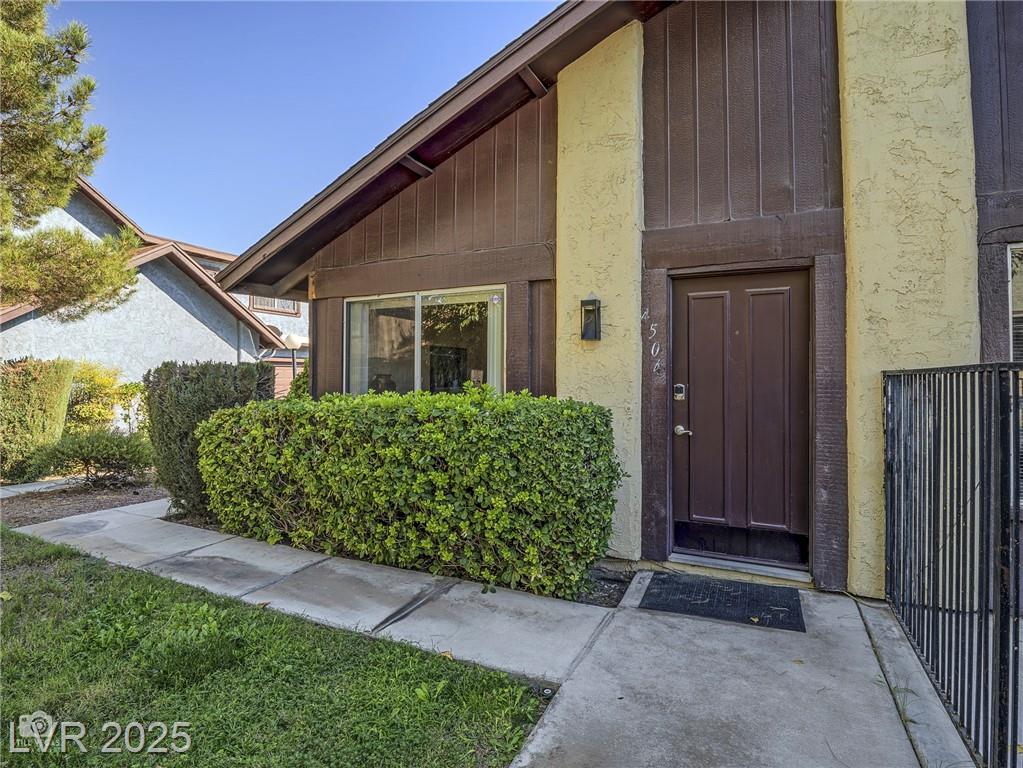 4504 Del Oro DR