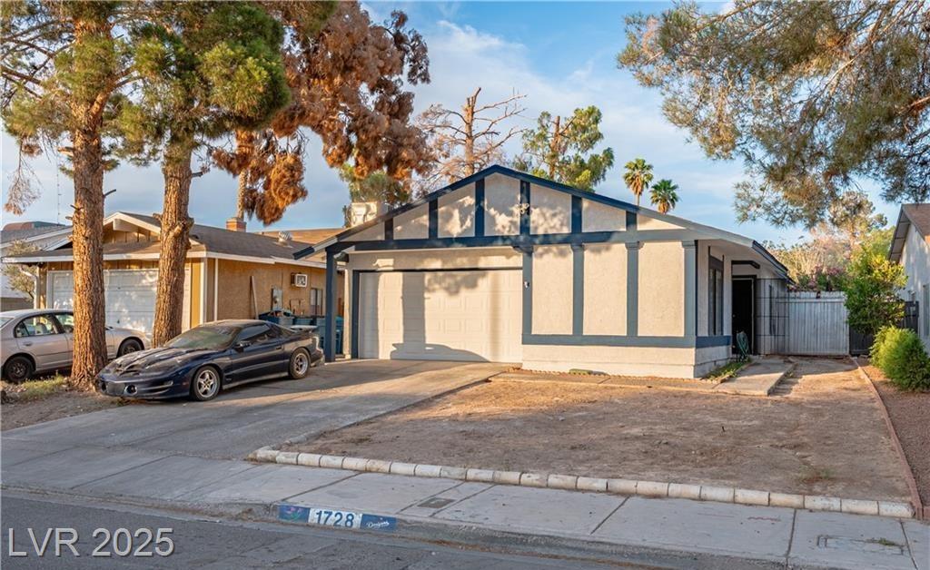 1728 Christy LN