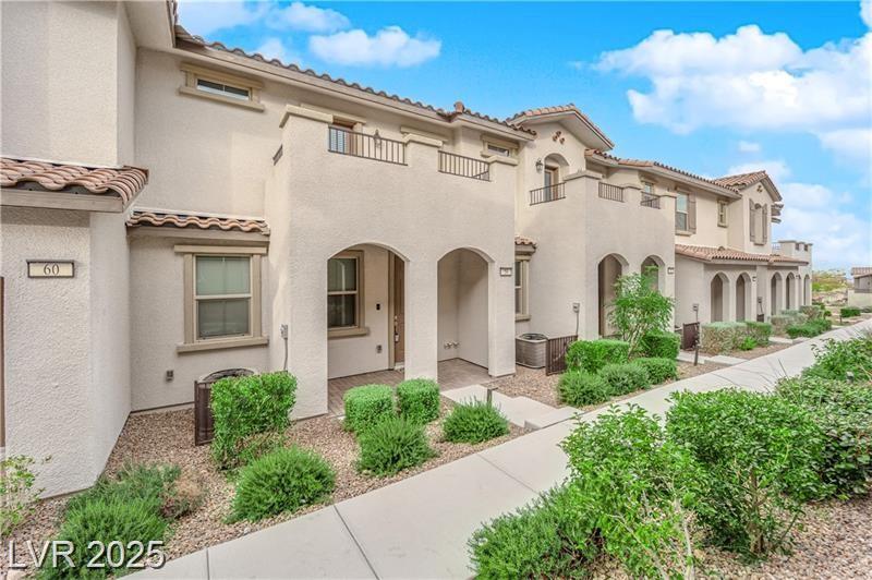 56 Lomita Heights DR