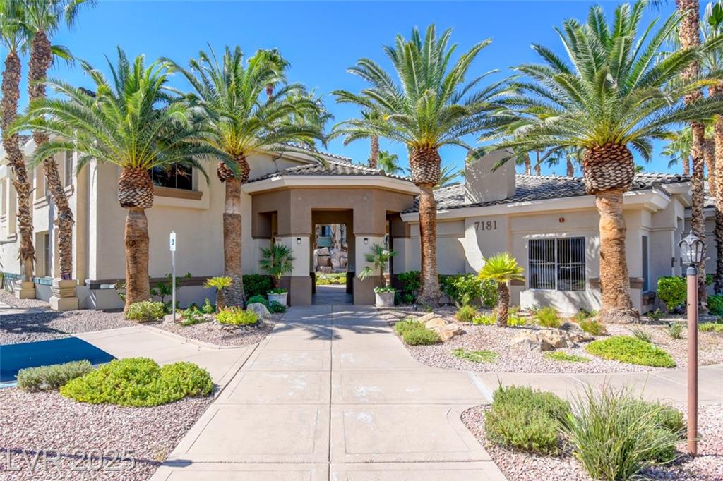 7115 Durango DR