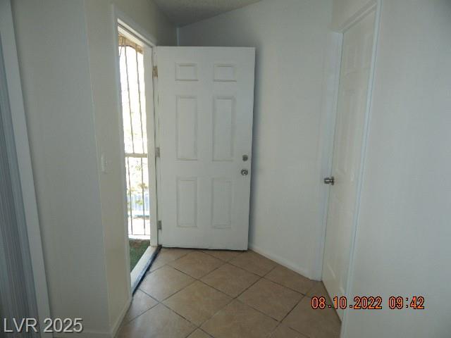 2185 Exeter DR