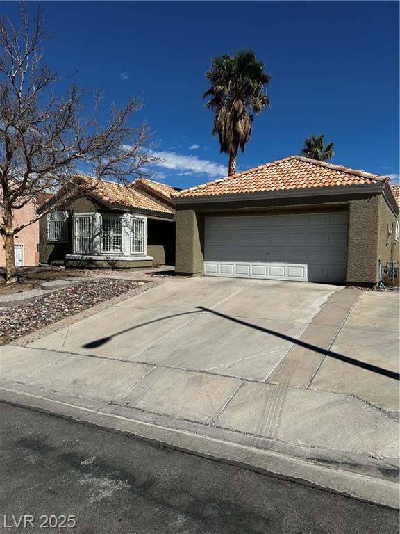 2236 Welsey Manor DR