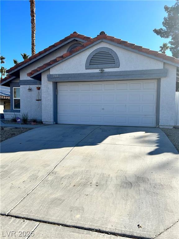 735 Whispering Palms DR