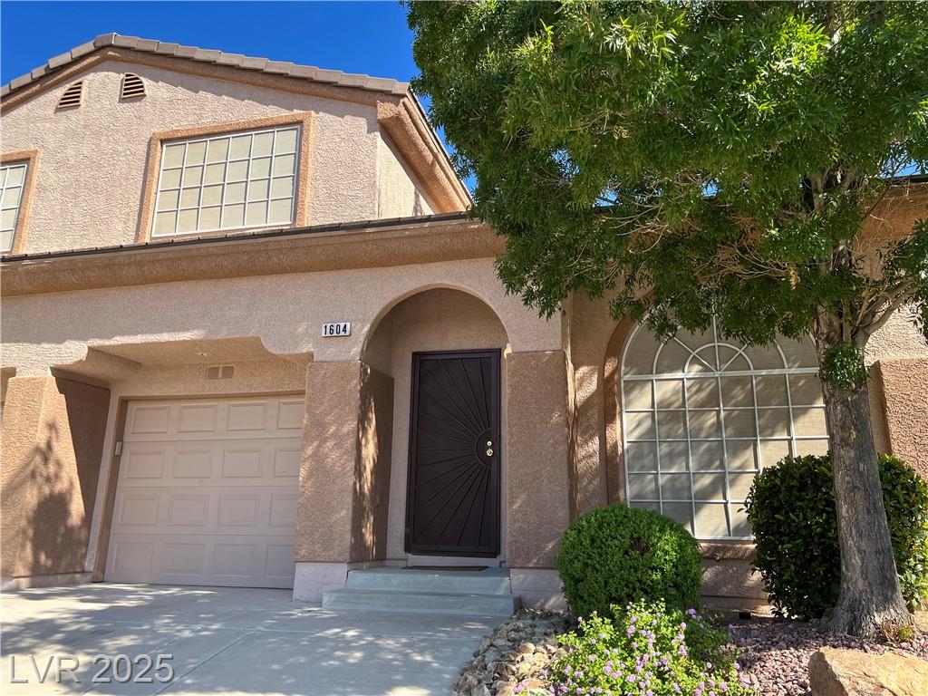 1604 Coyote Run DR