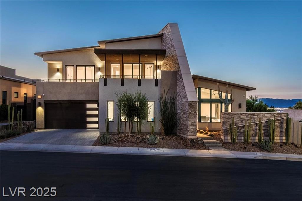 2208 Overlook Canyon LN