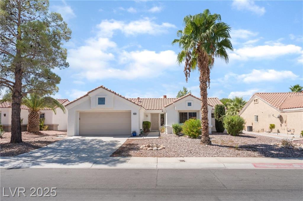 2601 Desert Sands DR