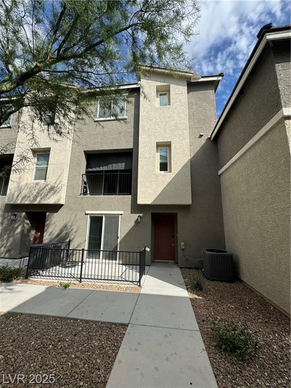 2823 Kona Blue LN