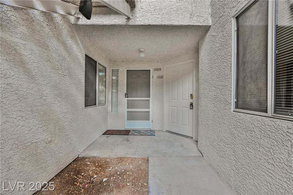 3125 Buffalo DR