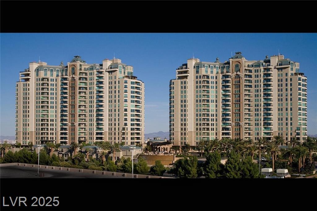 9101 Alta DR