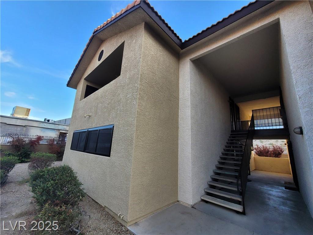 2451 Rainbow BLVD